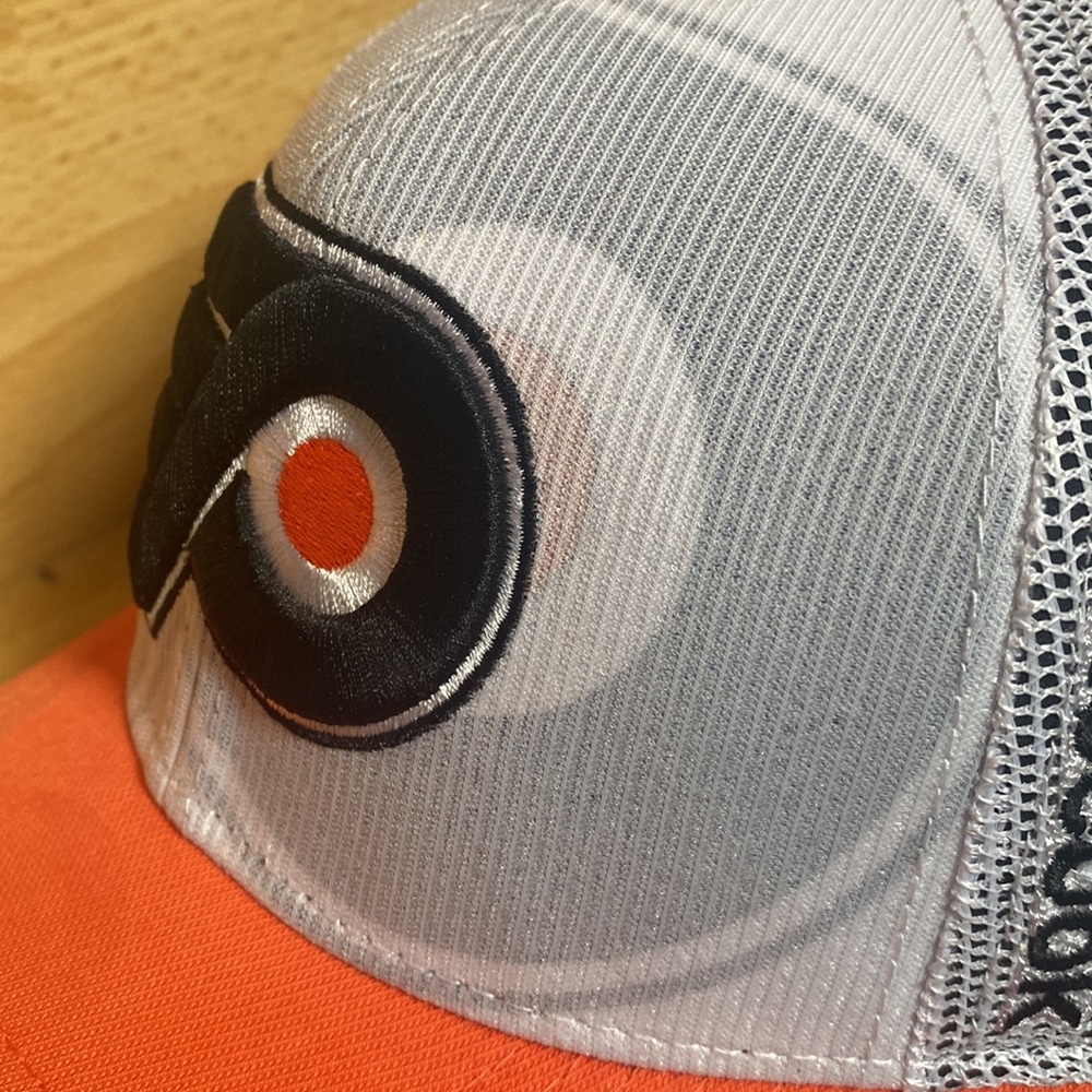 Philadelphia Flyers Snapback Hat By Reebok - Picture 3 of 5